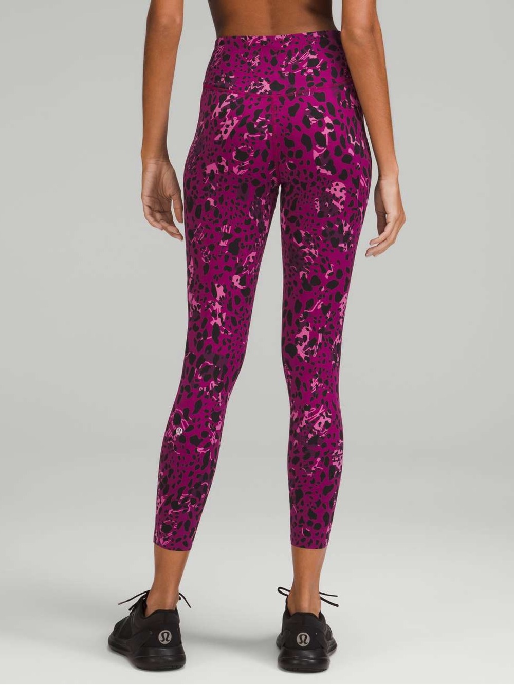 Lululemon Base Pace High-Rise Running Tight 25" Leggings Purple Cheetah Print‎